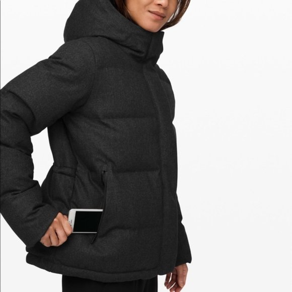 SOLD!!!! Lululemon wunder puffer wool size 4 - Picture 4 of 8